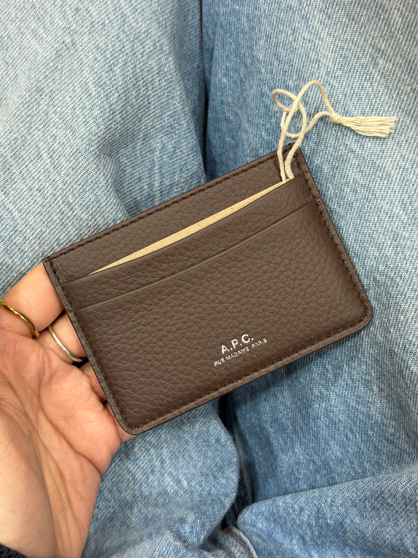 APC Andre Cardholder