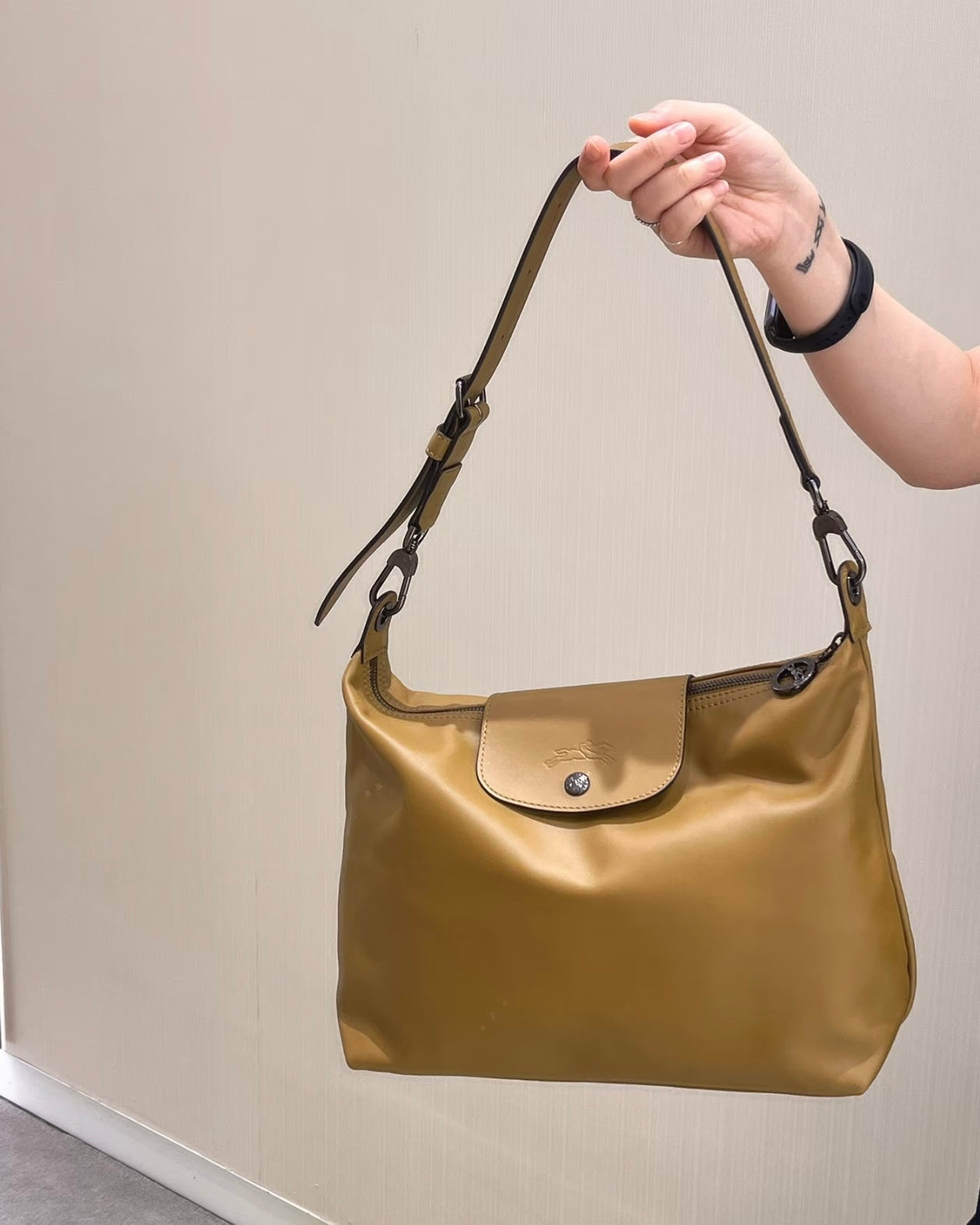 LONGCHAMP Le Pliage Xtra M Hobo Bag 超熱賣真皮系列［新色上架! 多色限時優惠中 19/10晚上準時完結!］