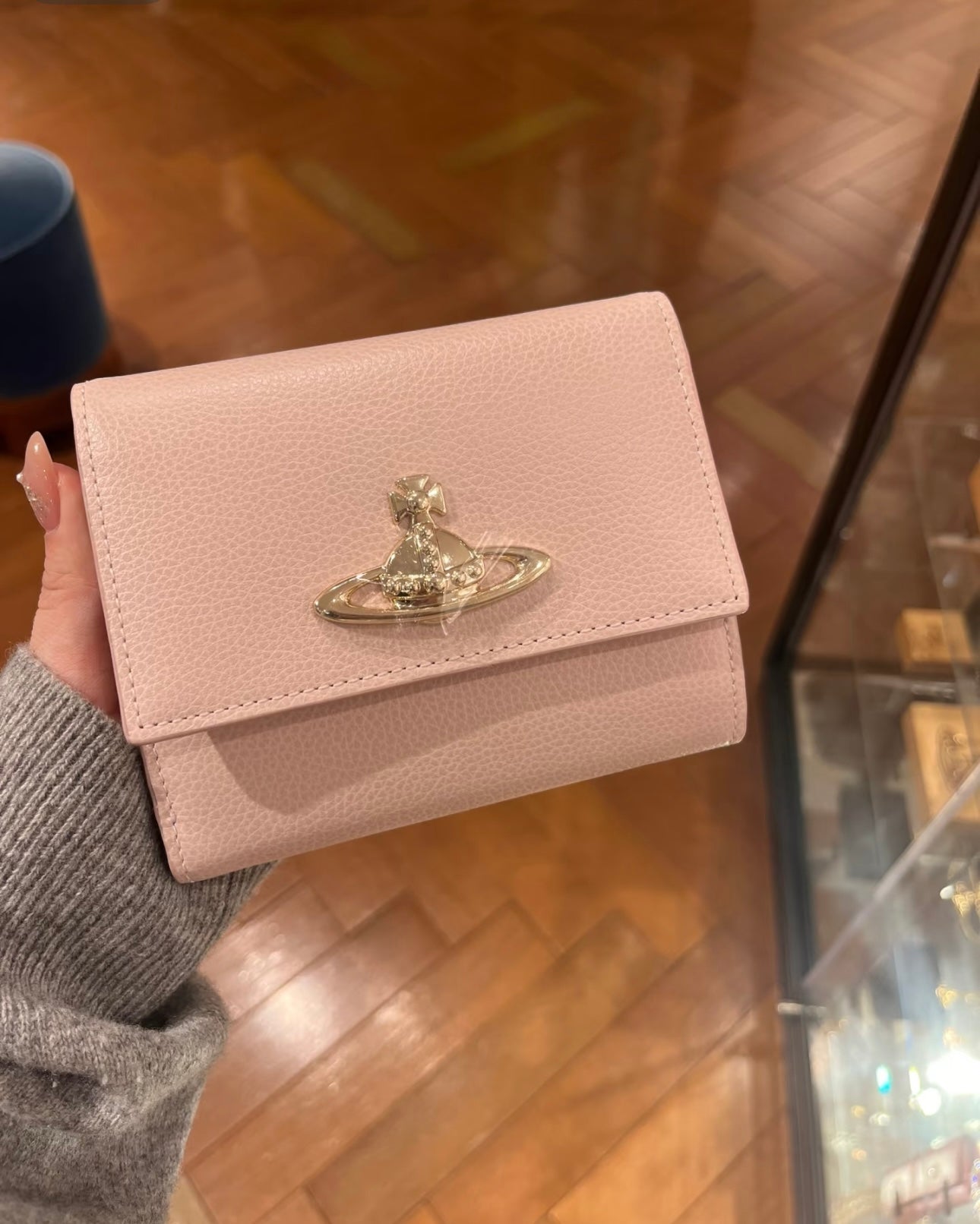 Vivienne Westwood 日本限定 軟身荔枝皮 最新多層大銀包 [內置coins bag+多卡位+雙層紙幣位] [2025最新內格設計!]