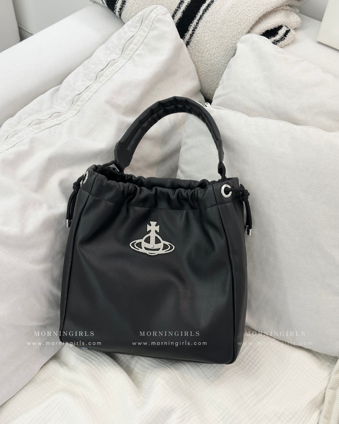 Vivienne Westwood Hilary Bucket Bag 超軟身黑銀荔枝皮 [專櫃斷貨完售即止! 大容量方形小水桶 可上膊!]
