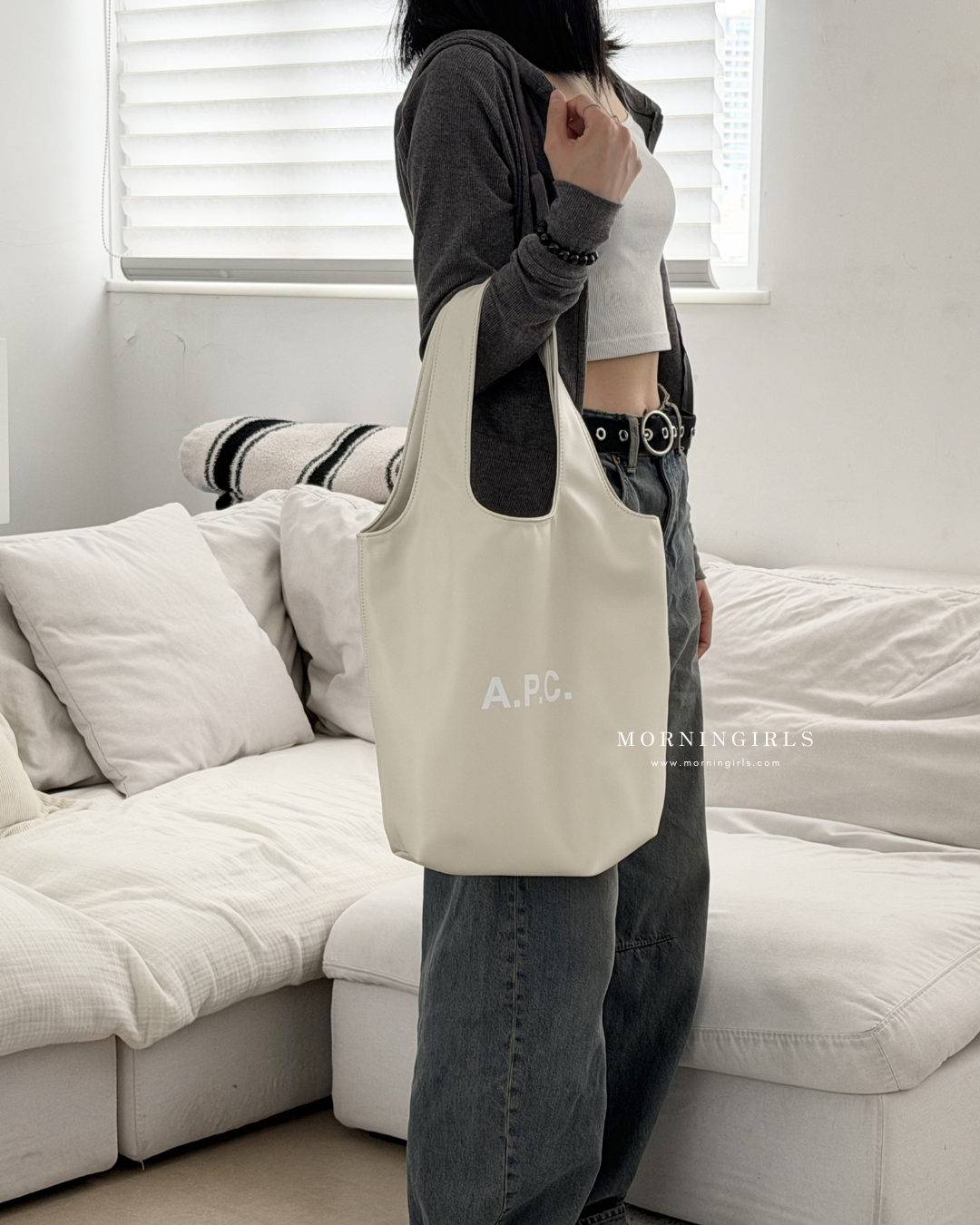 A.P.C. Ninon Tote Bag [SMALL] ［霧灰藍奶灰少量補貨 可放A4尺寸!]