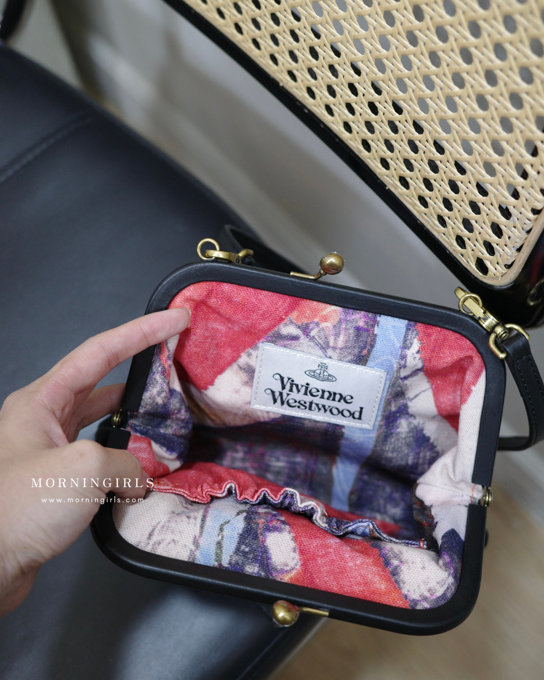 Vivienne Westwood Vivienne’s Clutch Bag VELVET [最新秋冬天鵝絨♡]