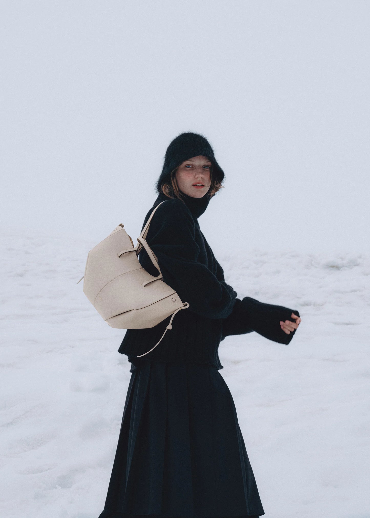 Polene Number Ten Half Moon Bag [Best Selling Style]