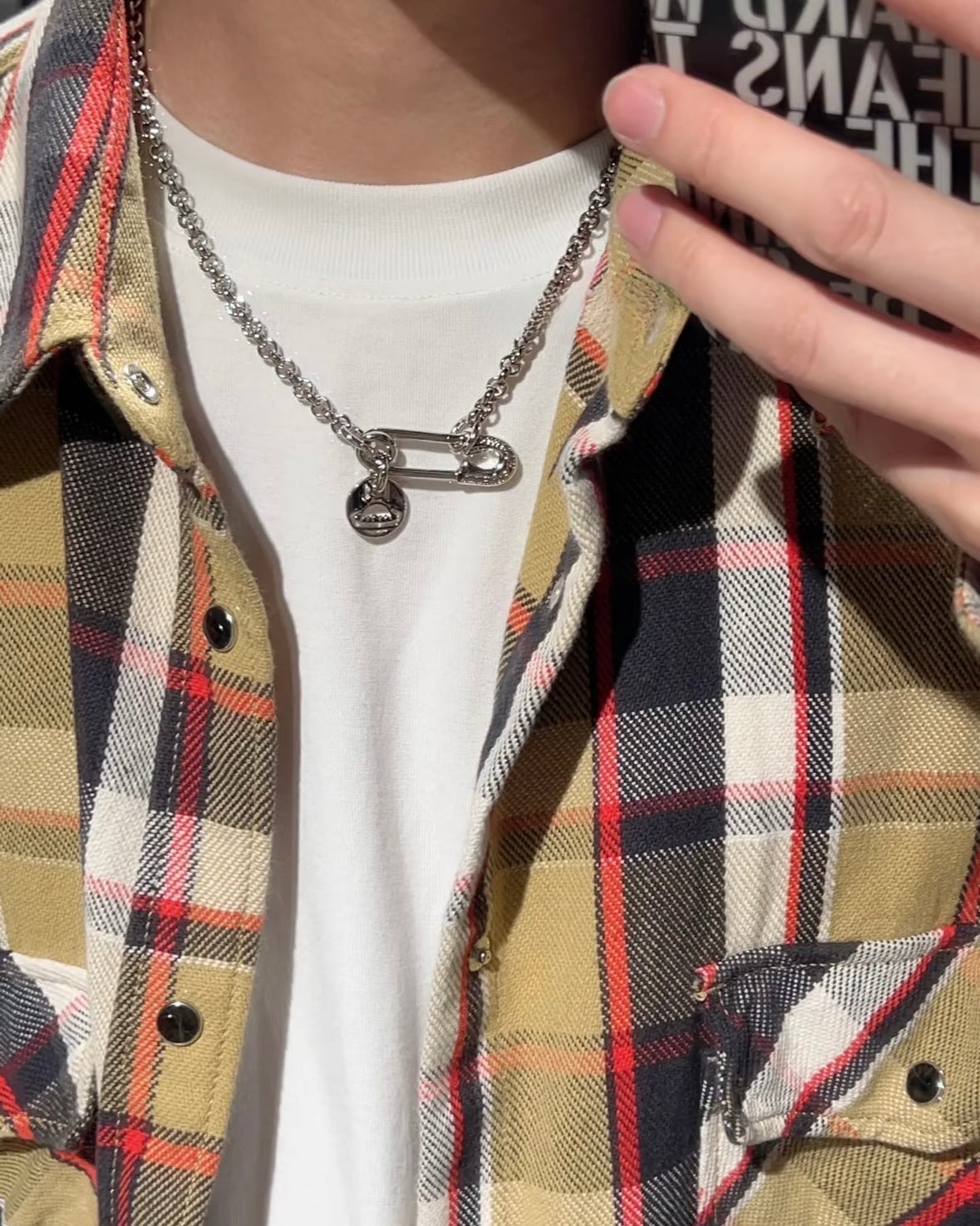 Vivienne Westwood Imogene Necklace 扣針頸鏈 ［中性款之選］