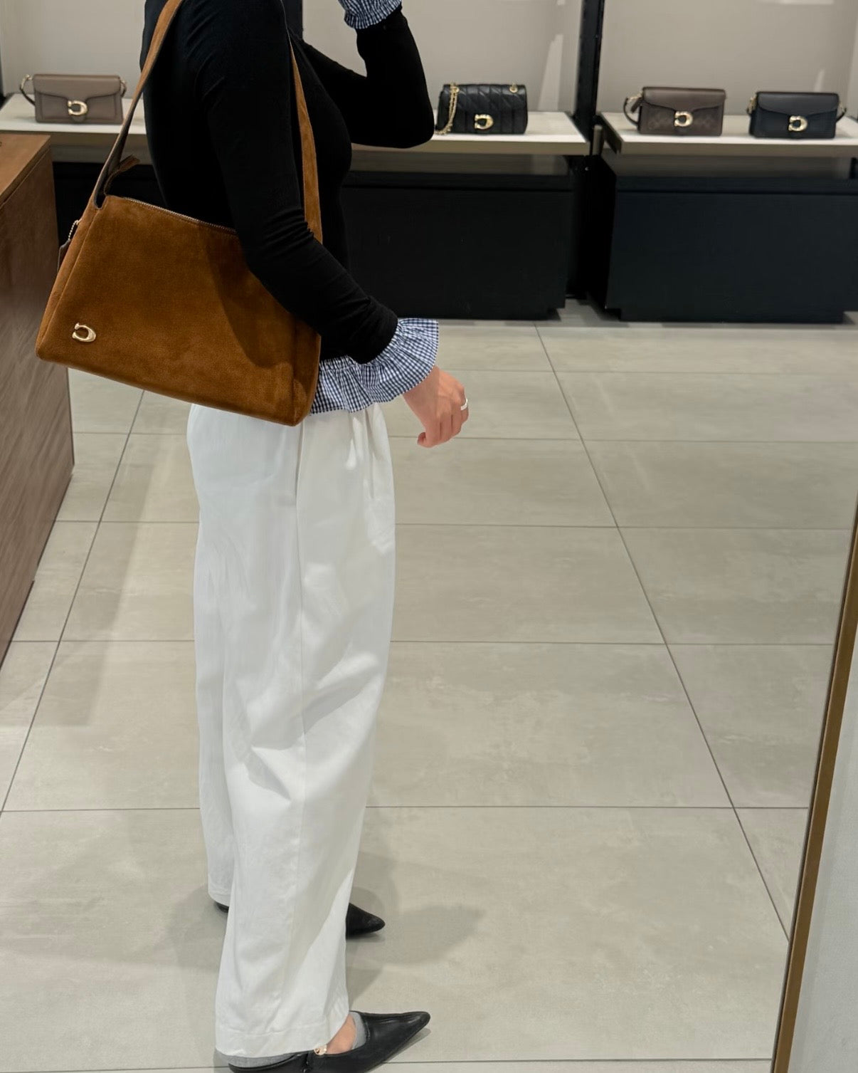 Coach Lola Shoulder Bag［限時大折扣中!］