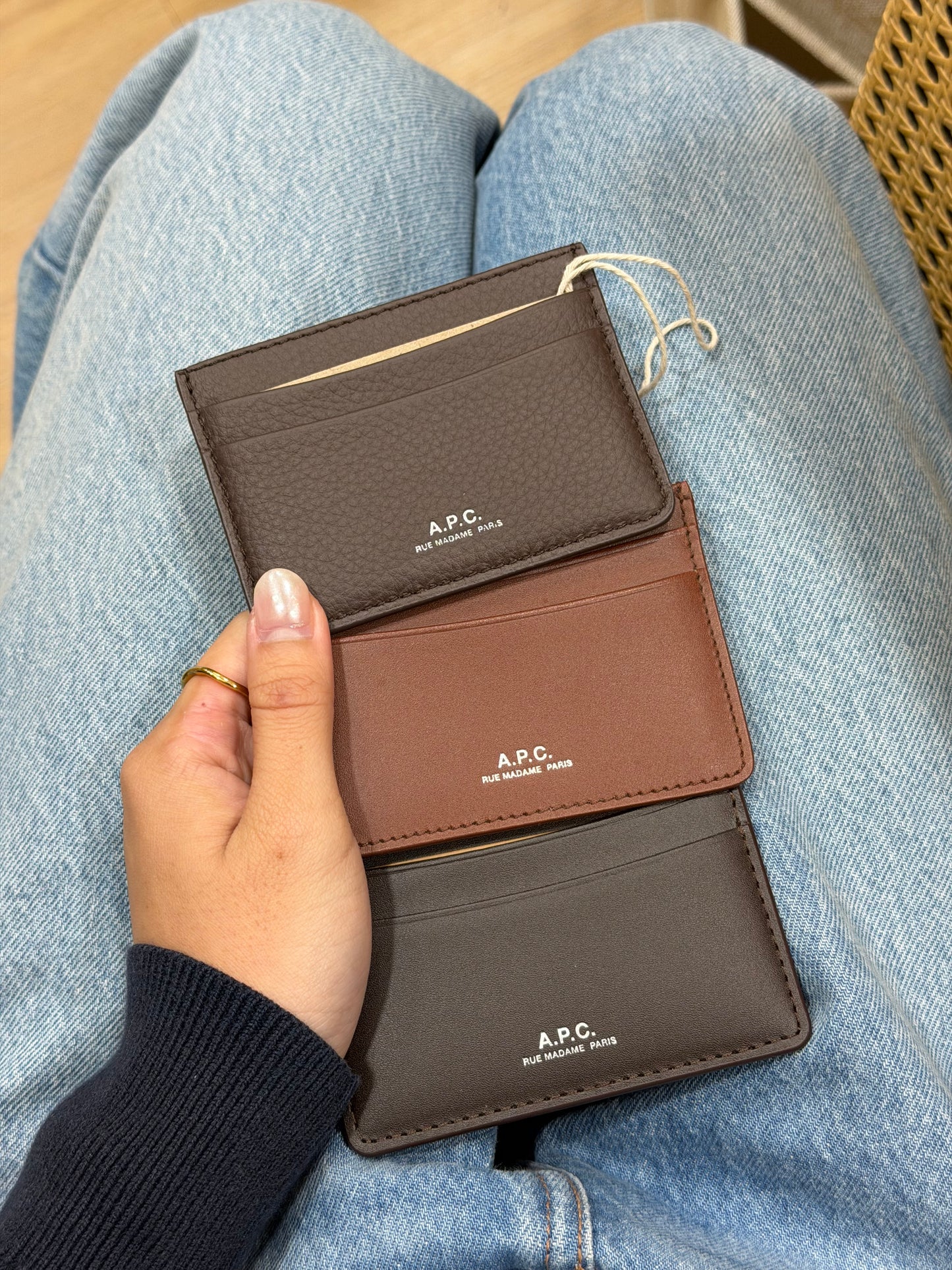 APC Andre Cardholder