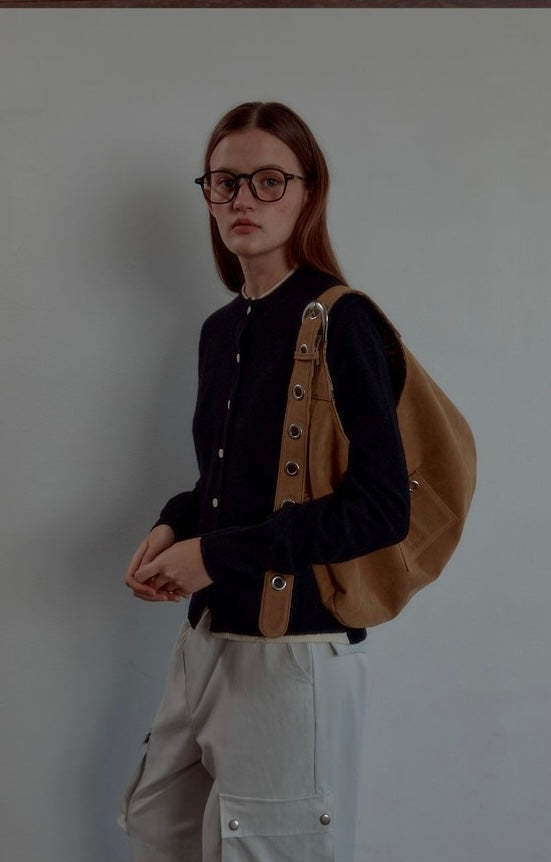 Leterie Suede Buckle Reversible Shoulder Bag 韓國選物🇰🇷麂皮豹紋兩用洞洞扣半月袋［Made In Korea🇰🇷可雙面兩用 肩帶可調節上膊斜揹OK!］