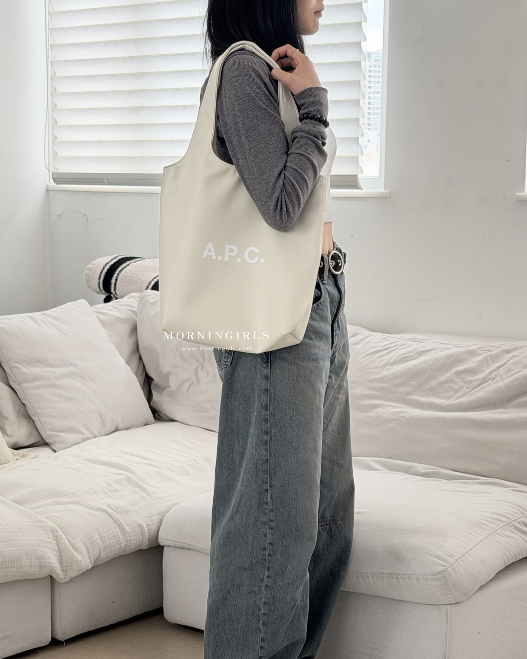 A.P.C. Ninon Tote Bag [SMALL] ［霧灰藍奶灰少量補貨 可放A4尺寸!]