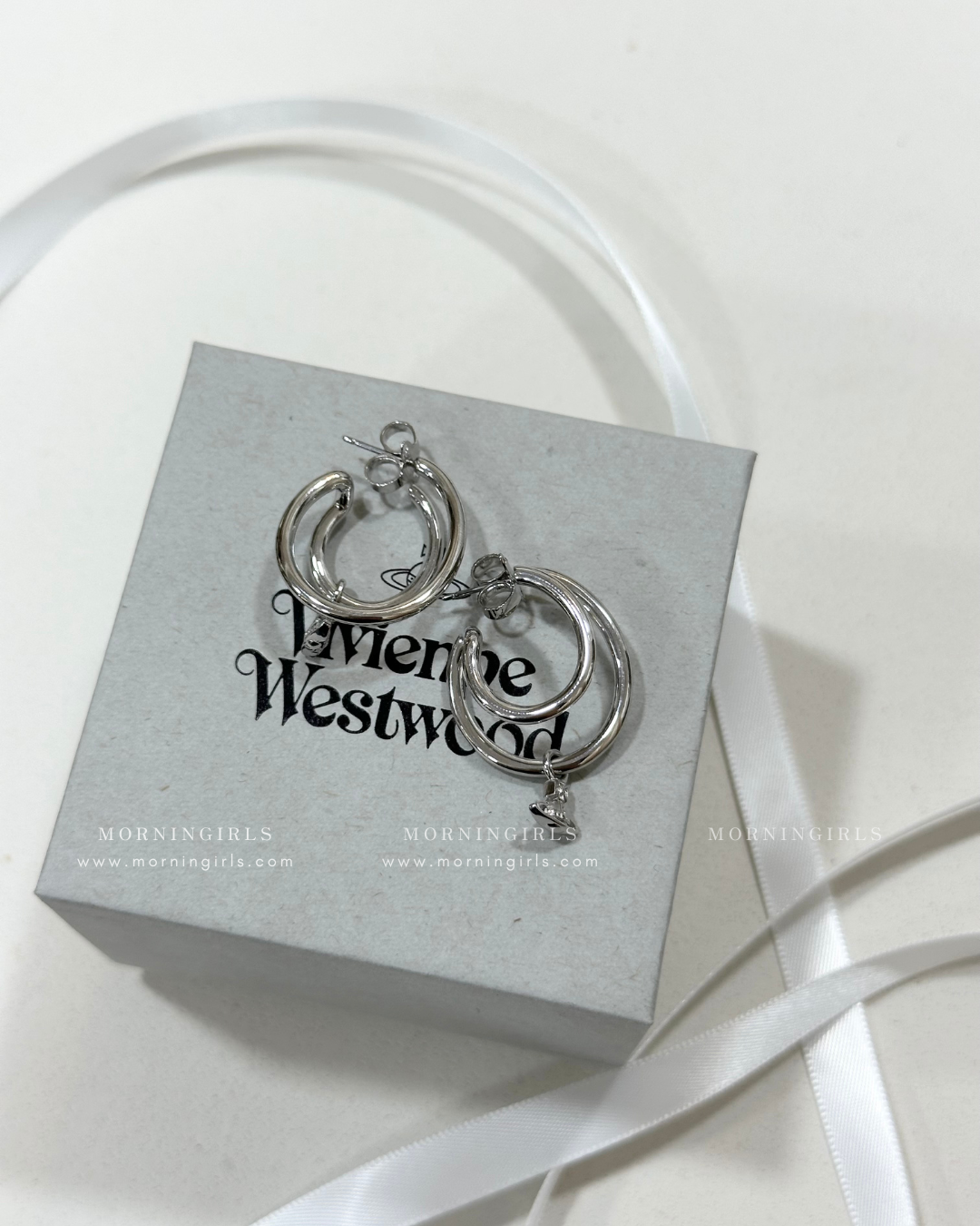 Vivienne Westwood Ronda Earrings [限定款雙圈錯覺星球耳圈 只有兩對現貨]