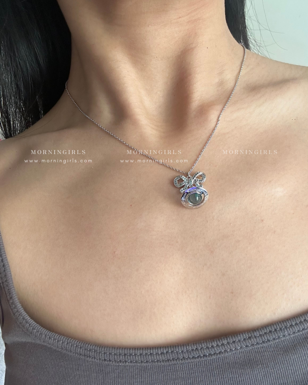 Vivienne Westwood Octavie Pendant Necklace 蝴蝶結星球 [100%純銀 IVE直井怜同款]