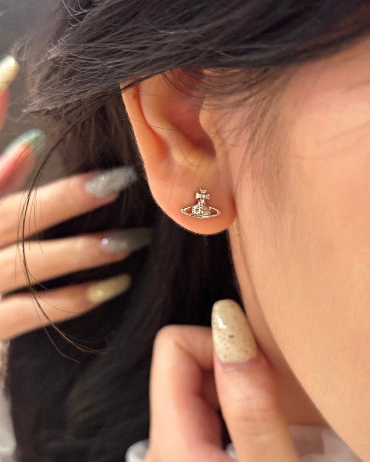 Vivienne Westwood Lorelei Earrings [小尺寸可放耳骨]