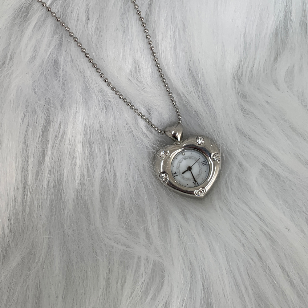 韓國選物🇰🇷 Grumpy Stuff Twinkle Heart Clock Long Necklace