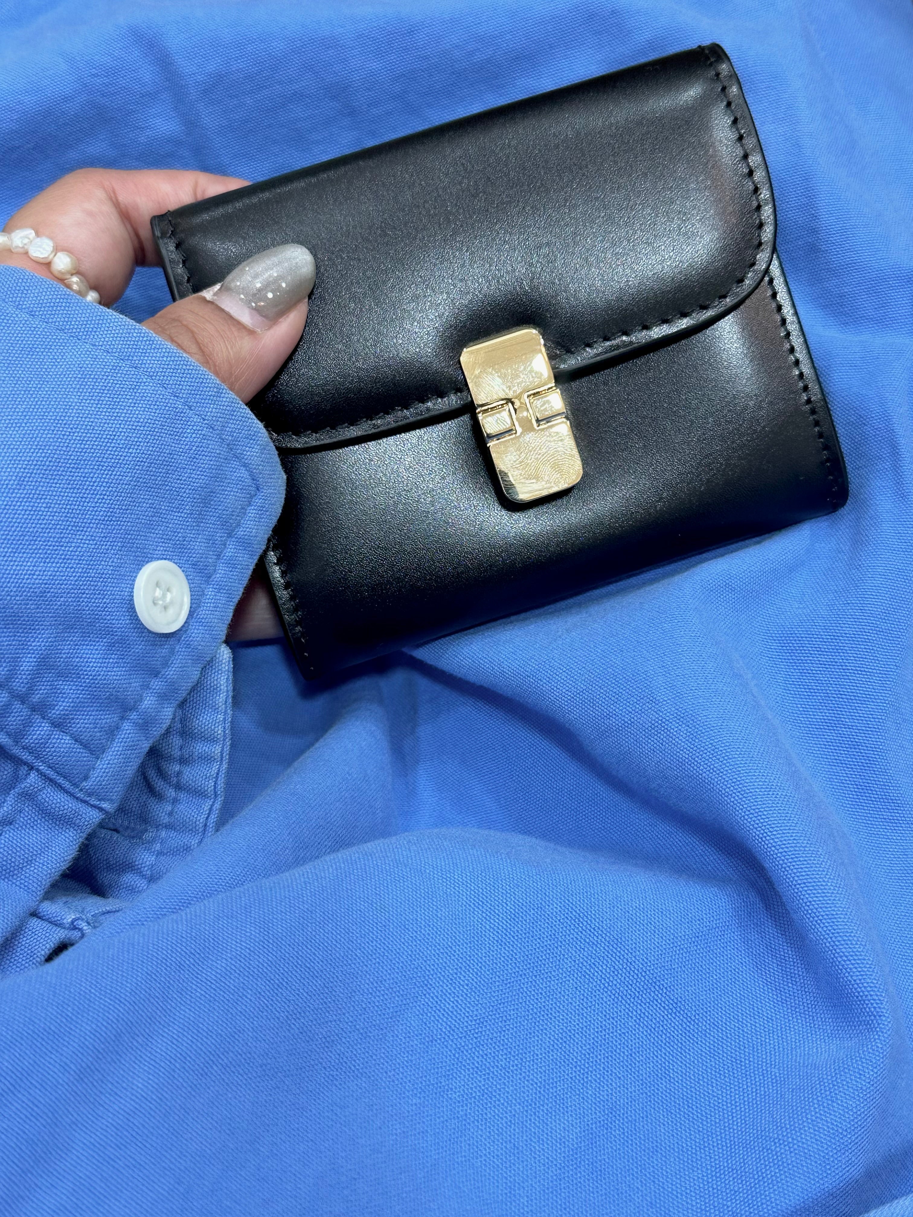A.P.C. Grace Compact Wallet [限量現貨優惠!] – morningirls