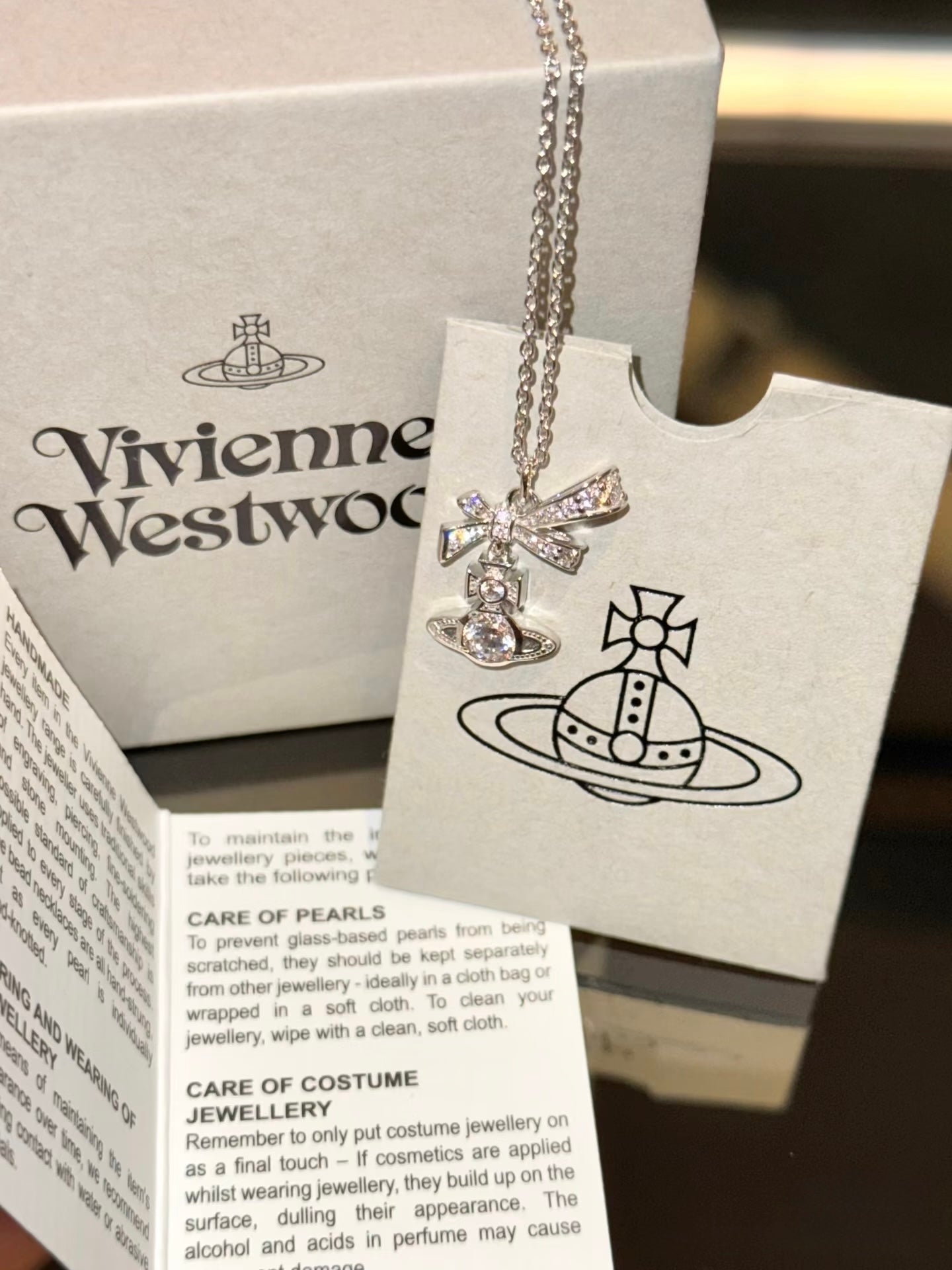 Vivienne Westwood Angelique Pendant Necklace 可愛蝴蝶結星球 925純銀 [最新上架 頸鏈手鏈耳環同步發售!]