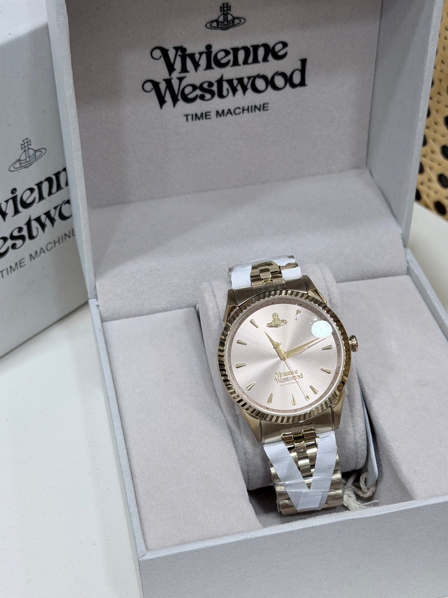 Vivienne Westwood Seymour Watch 38mm 香檳金［最新上架!］