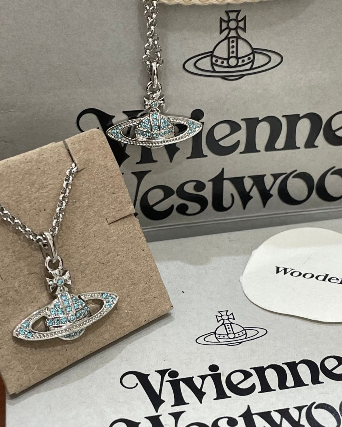 Vivienne Westwood Mini Bas Relief Pendant Necklace 藍鑽全閃石土星 [2026最新限定藍鑽]