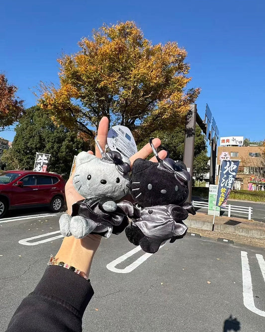 Long-legged Hello Kitty keychain, Japan exclusive Dark Angel [In-stock in Japan, extremely hard to buy!]