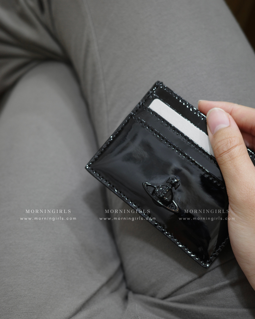Vivienne Westwood Cardholder 漆皮黑 [限時優惠中!]