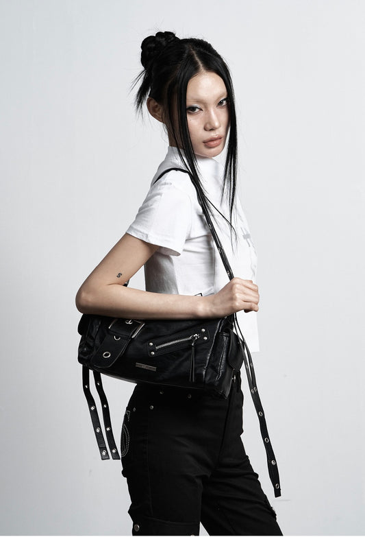 韓國選物🇰🇷Asur Big Buckle Belt Shoulder Bag 大皮帶扣腋下袋［超有個性型格袋款 肩帶可自由調教長度］