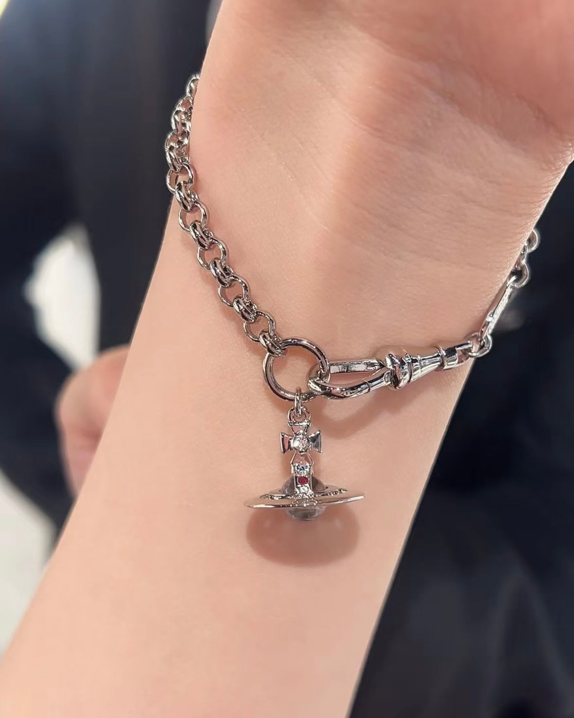 Vivienne Westwood Orb Pendant Crystal Bracelet 透明星球手鏈