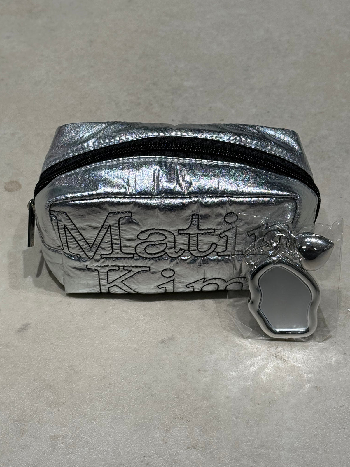 最新韓國選物🇰🇷 Matin Kim Mirror Keyring Makeup Bag 化裝筆袋［附送鏡子鎖匙扣！！］