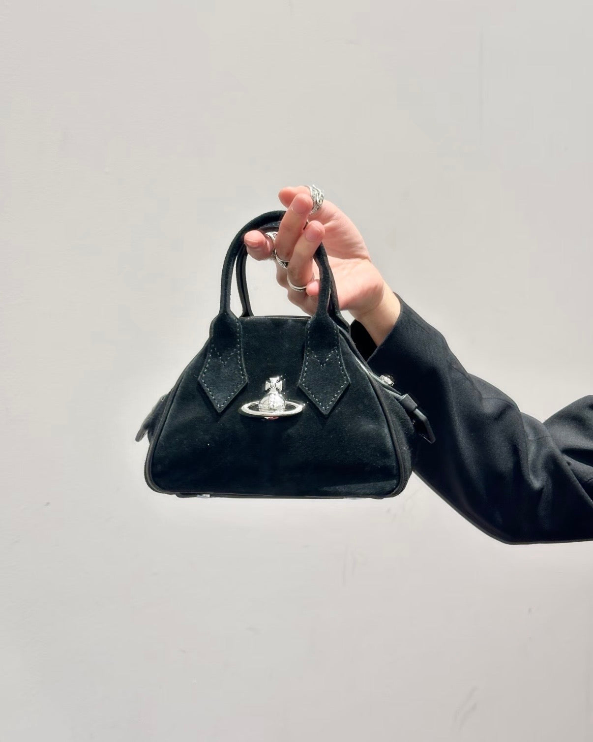 Vivienne Westwood Mini Yasmine Bag 最新限定復古猄皮系列 [38女神節優惠中]