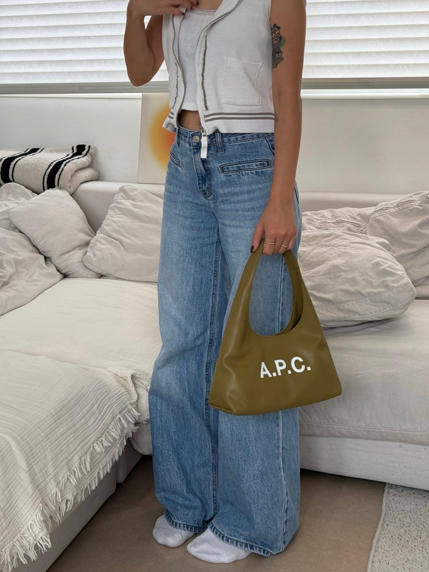 A.P.C. Baby Ninon Shoulder Bag［最新上架! 超可愛腋下袋!］