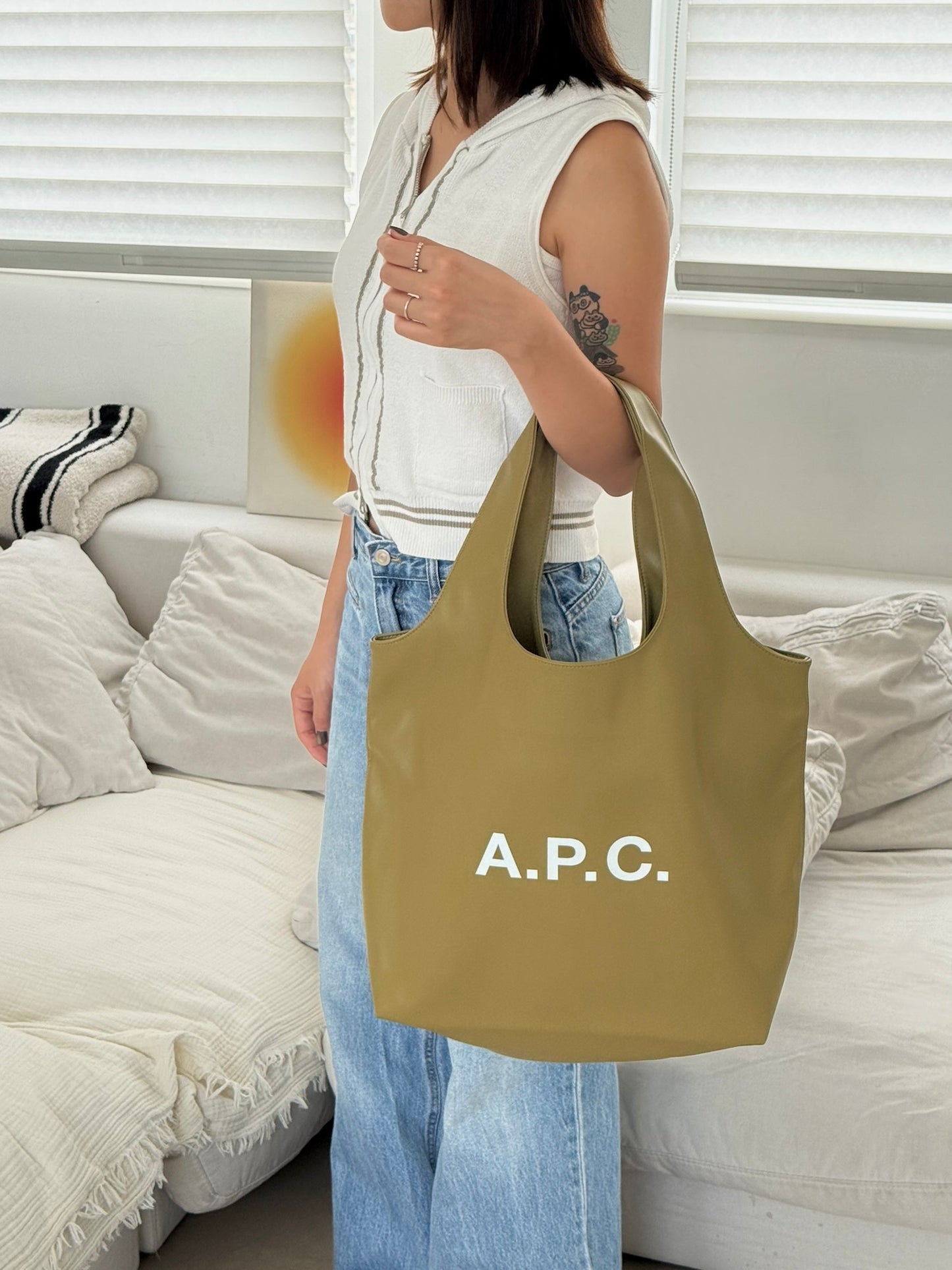 APC Ninon Tote Bag [SMALL] [Can fit A4 size!]