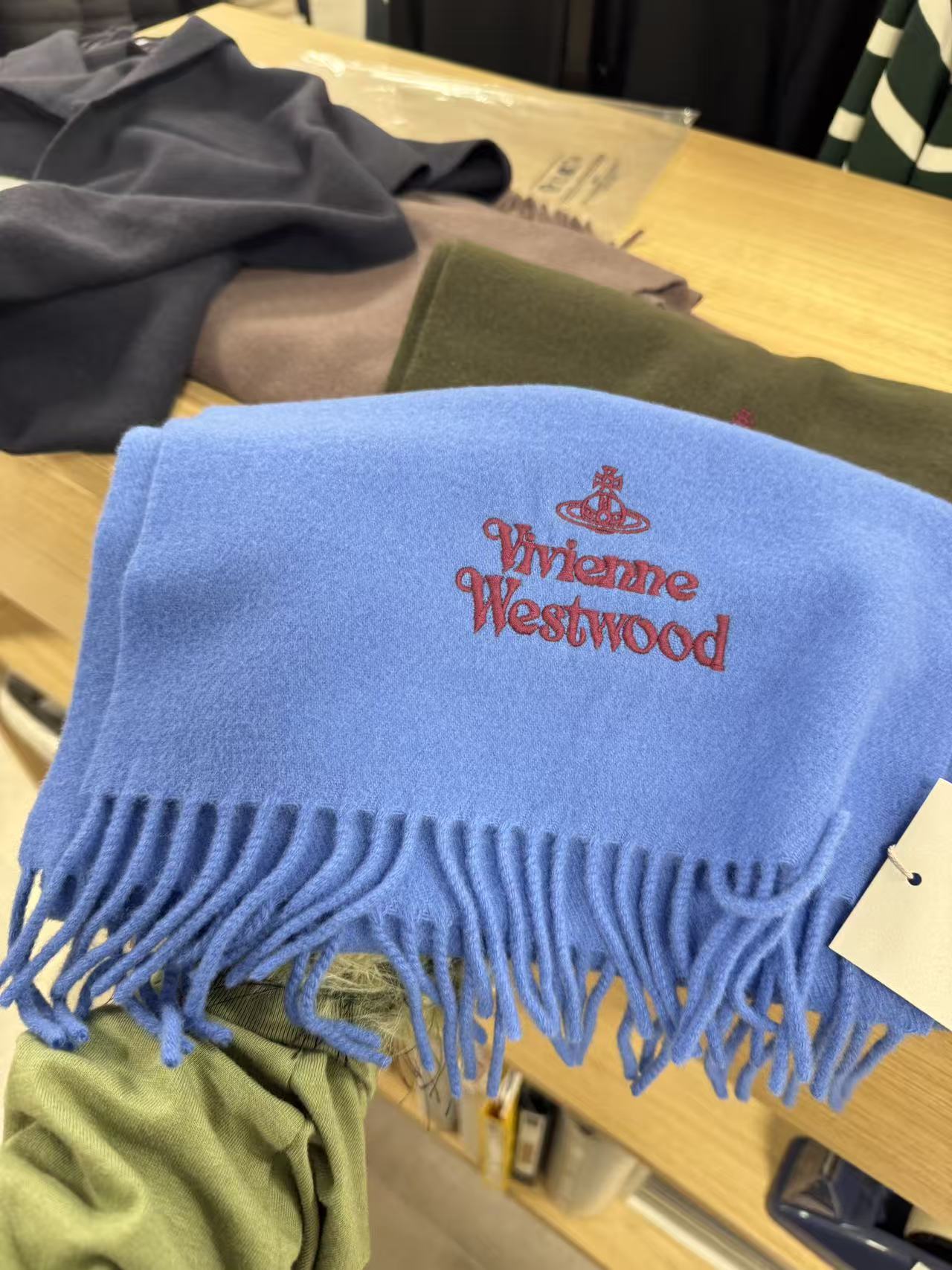 Vivienne Westwood Embroidered Logo Scarf (100% wool) [White, in stock, Japanese version, made in Italy!] 