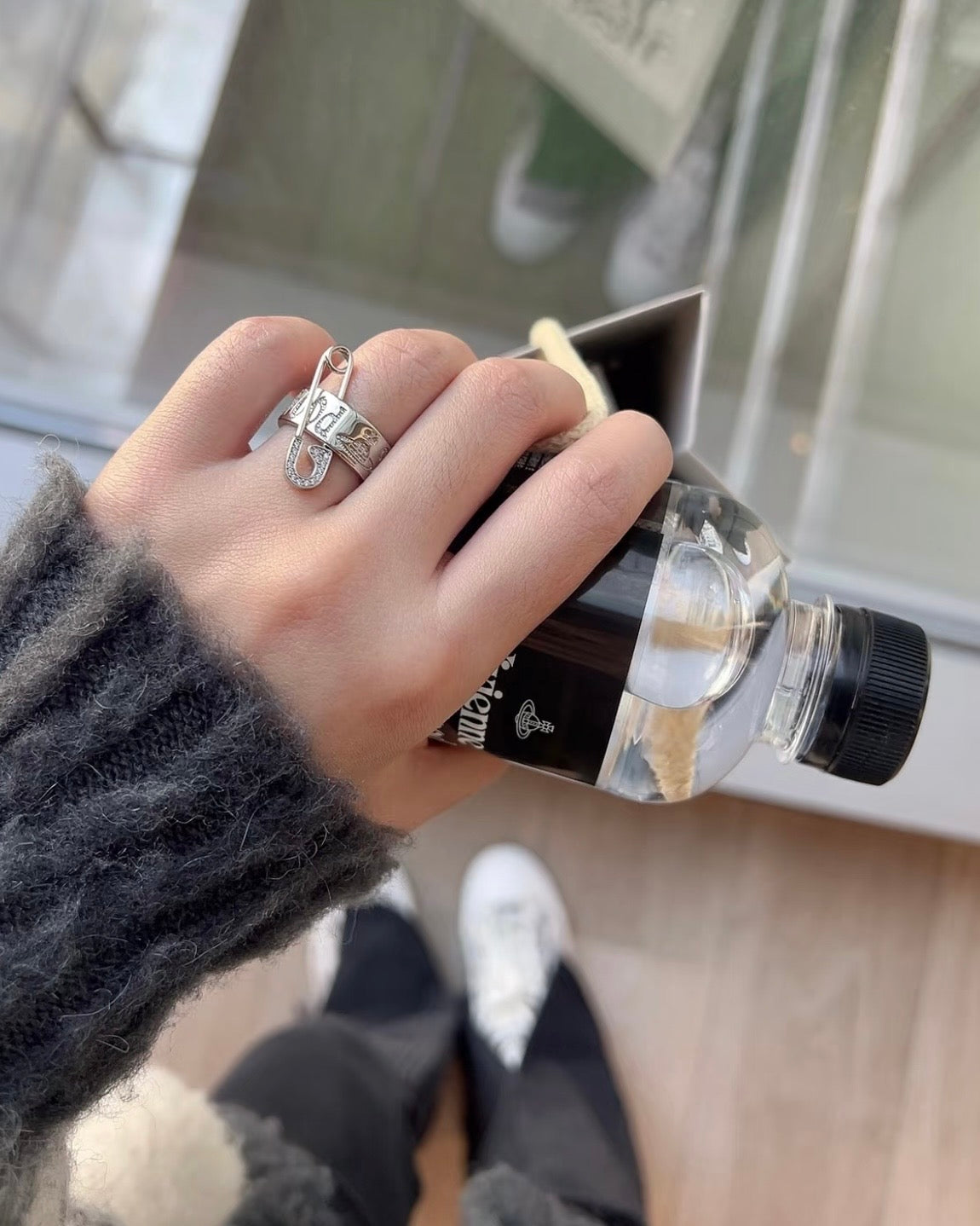 Vivienne Westwood Vernon Ring 超型格別針戒指 [最新上架!]