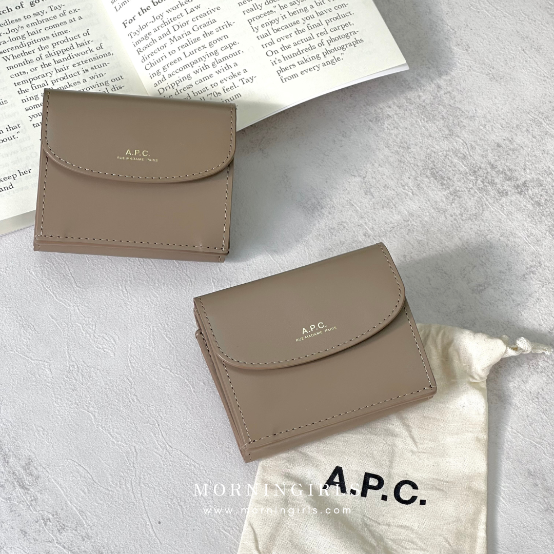 A.P.C. Small Foldover Wallet［日本限定Taupe!］