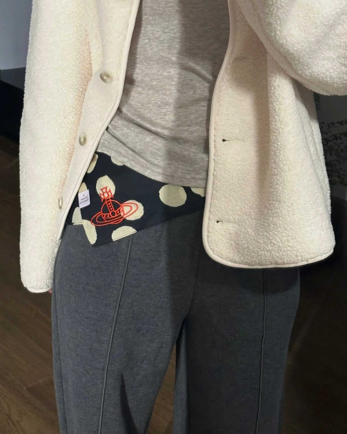 Vivienne Westwood 日本限定多用途方巾 [日本已停產數量有限]