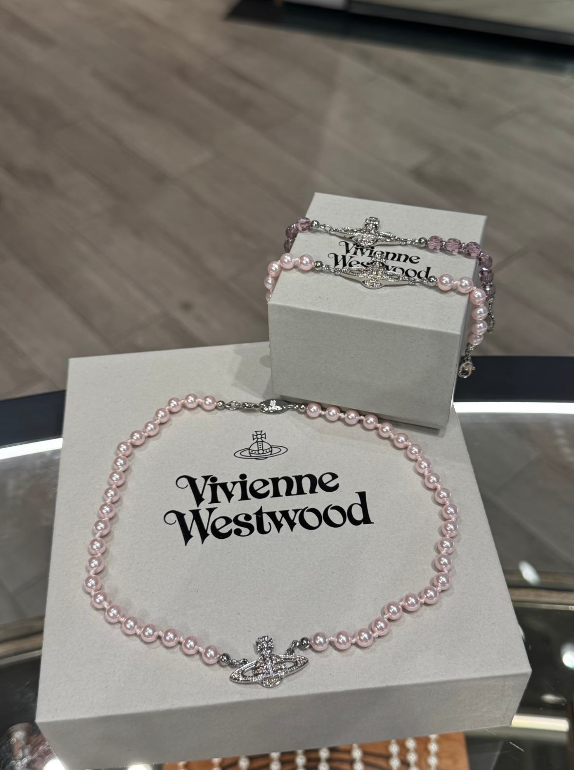 Vivienne Westwood Mini Bas Relief Pearl Choker Necklace 最新限定淡粉紅珍珠 [聖誕節送禮推薦!]