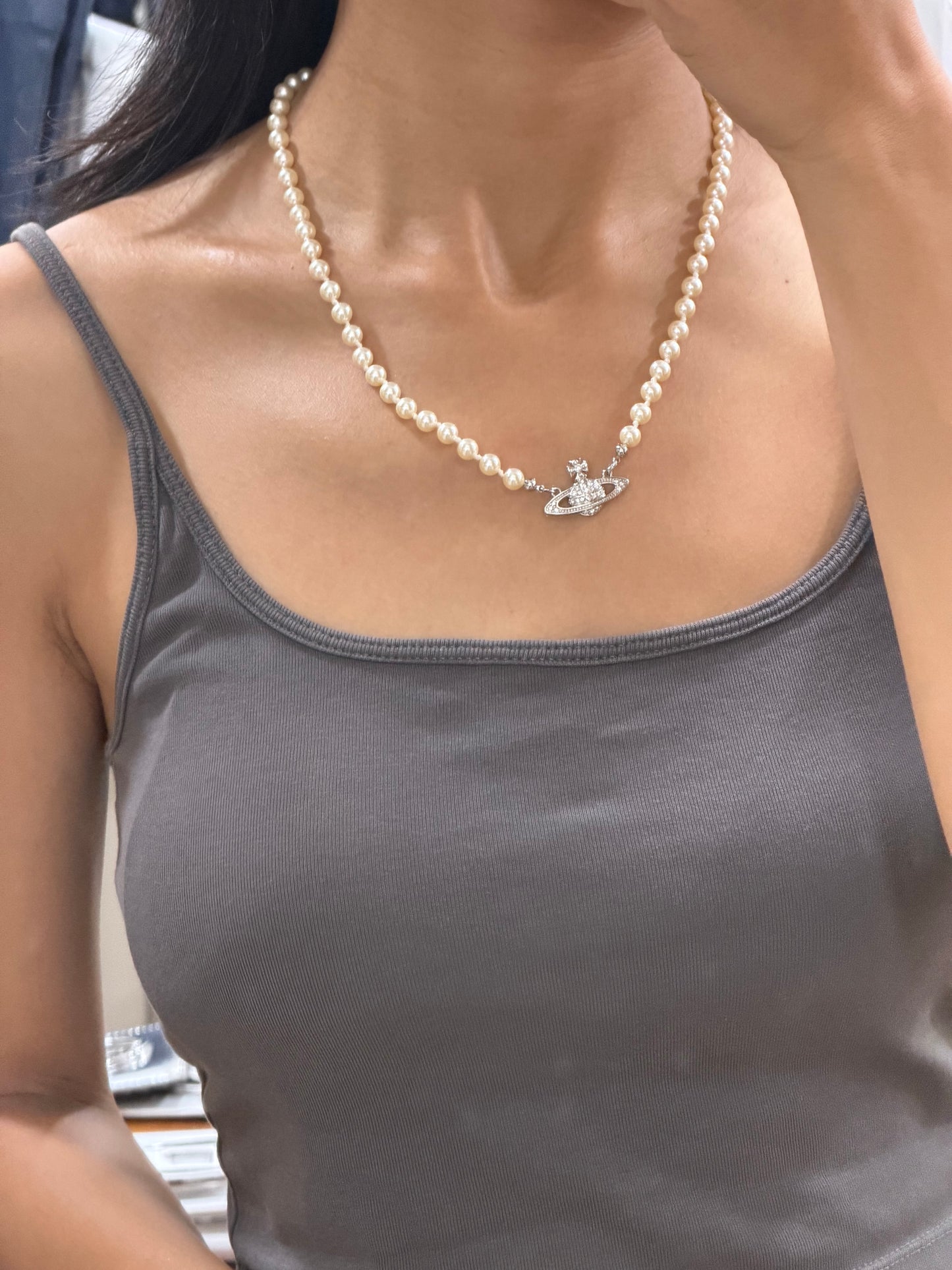 Vivienne Westwood Mini Bas Relief Pearl Choker [Silver restocked!]