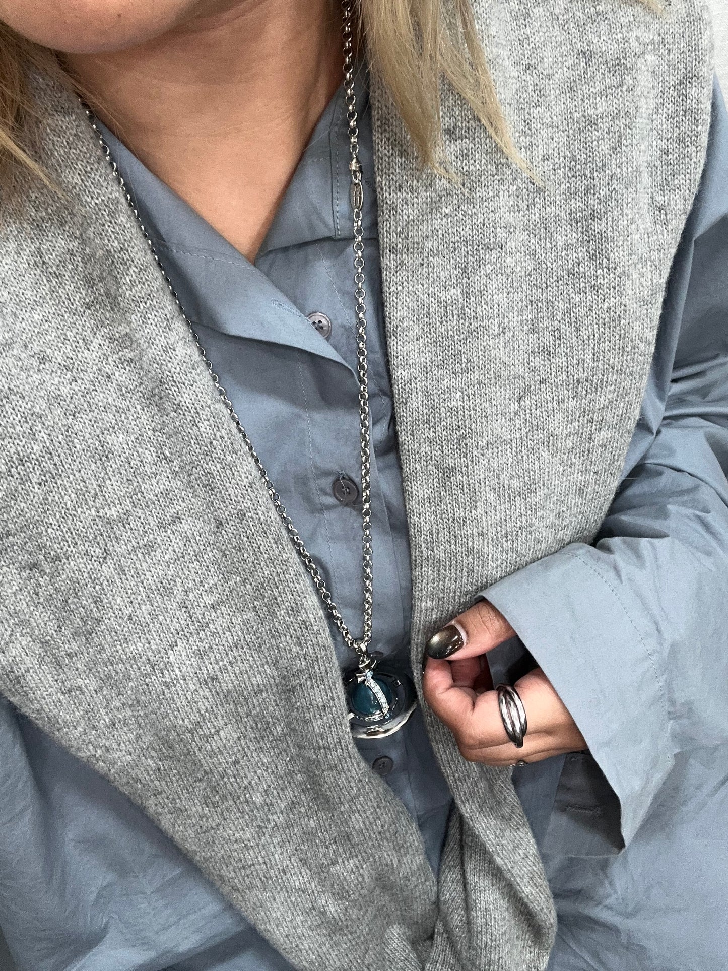 Vivienne Westwood ORB Pendant Crystal Necklace 海洋藍 [復刻絕美清澈透亮!]