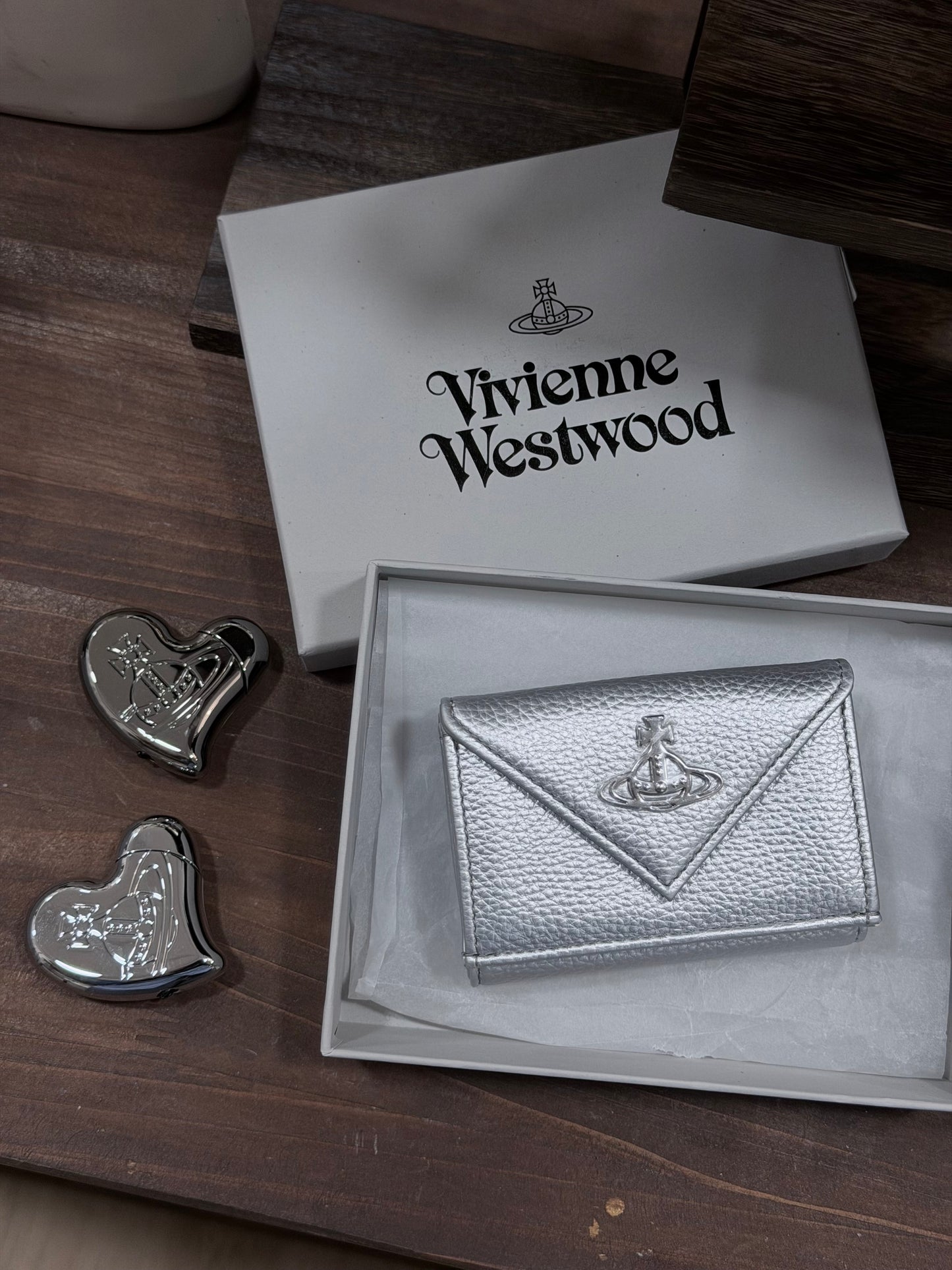 Vivienne Westwood Envelope Mini Wallet 掌心小銀包 [最新銀色荔枝紋新品優惠中 小尺寸銀包推介!]