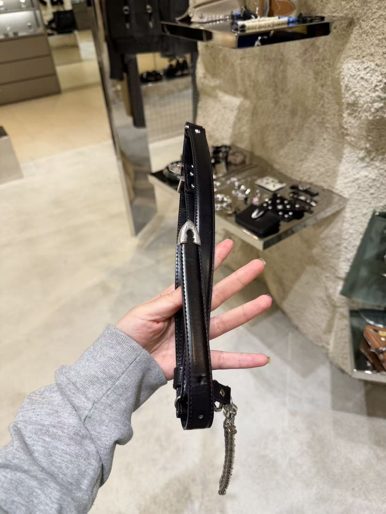 Toga Too Chain Key Ring Belt 大推自留黑色! [年度季末大折扣! 微量優惠現貨完售即止!]