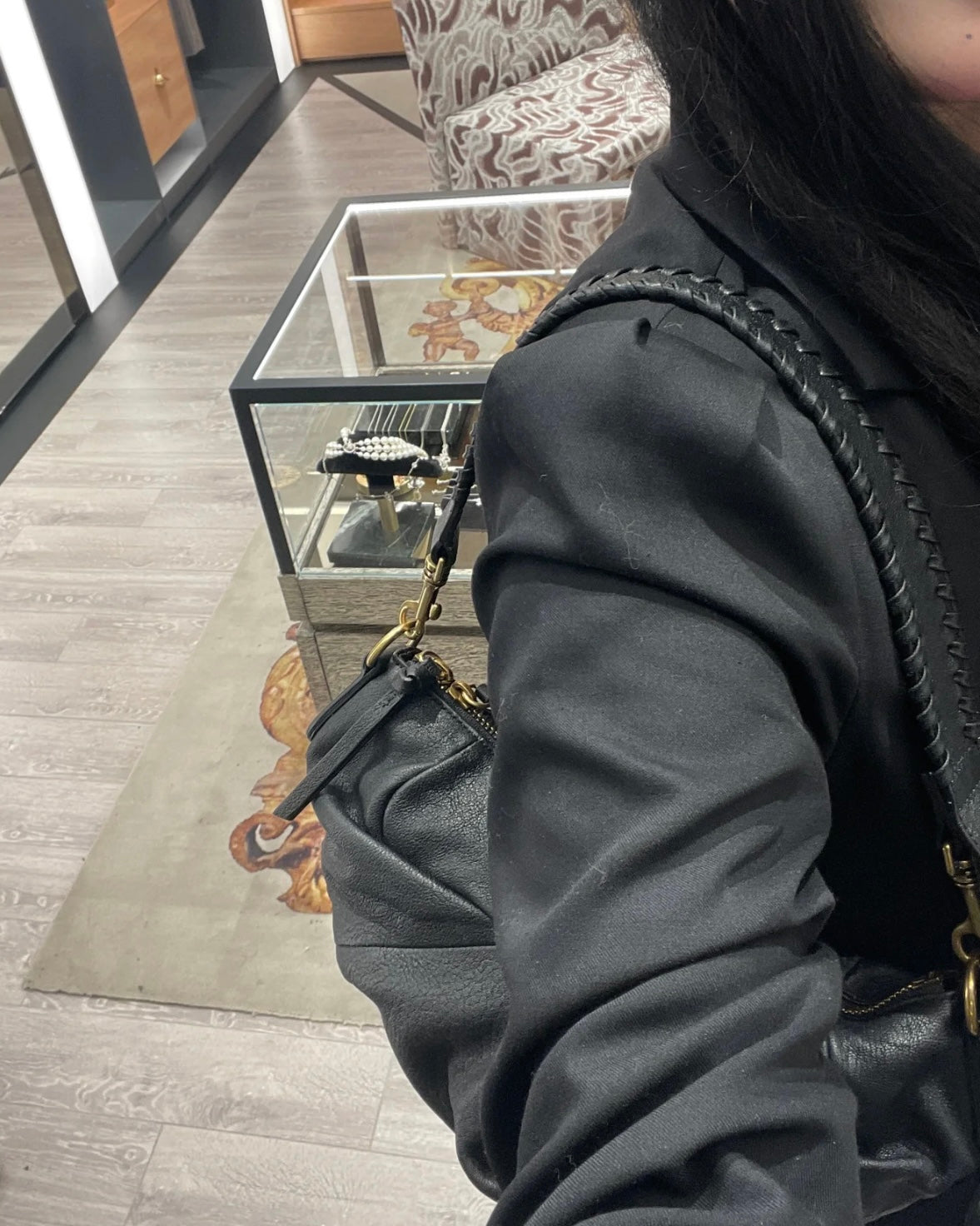 Vivienne Westwood Agnes Shoulder Bag 100%全牛皮超美牛角包［最新上架! 大推薦必入手Lemaire平替版 已自留!］