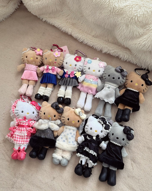 長腿 Hello Kitty 掛飾日本限定 [秒殺價全場$16X! 可到旺角門市買走現貨⋆˙⟡]