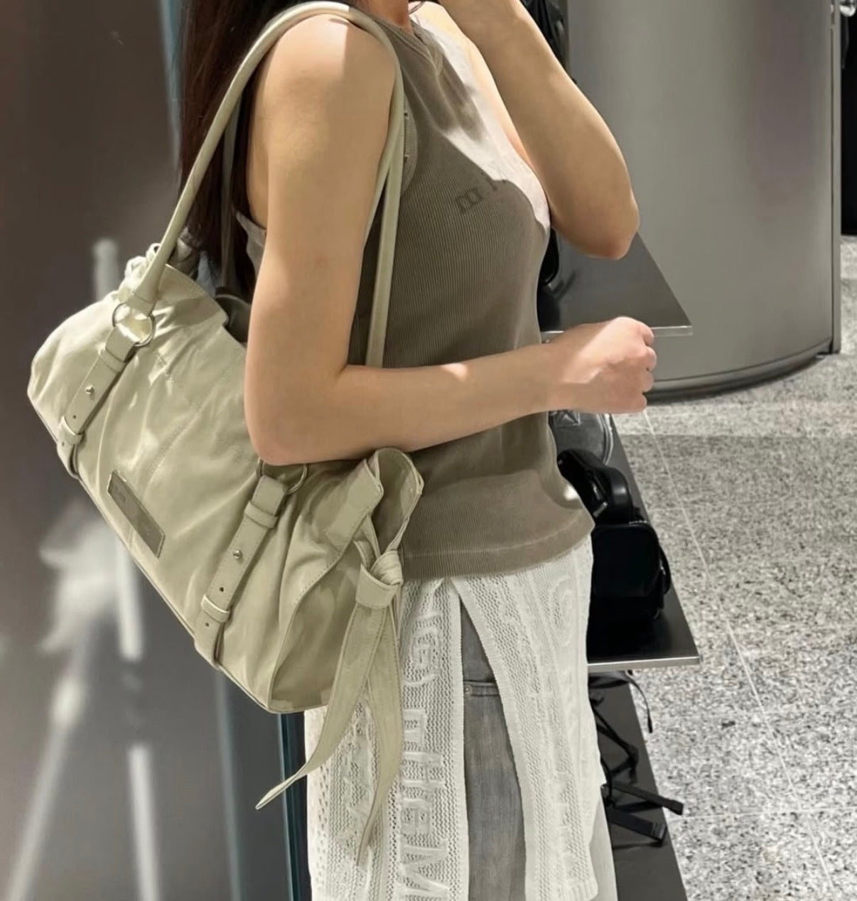 Matin Kim Shirring Tie Buckle Shoulder Bag 最新韓國選物🇰🇷雲朵皮帶扣腋下袋［超熱賣! 極簡Boyish風］