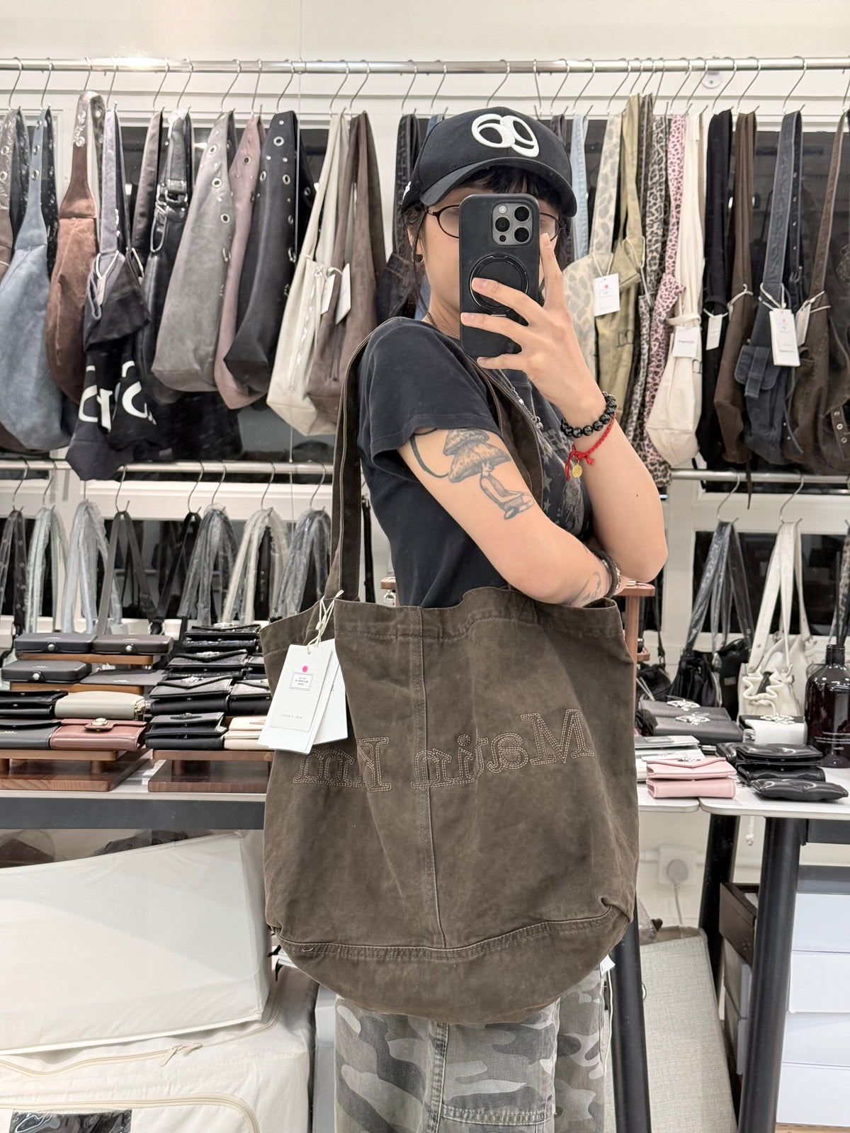 最新韓國選物🇰🇷 Matin Kim Vintage Washed Cotton Shoulder Bag 復古水洗棉質大袋［Twice Momo同款 復古隨性超大容量款！]