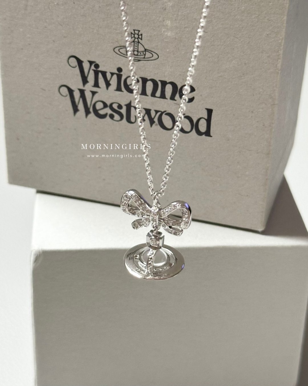 Vivienne Westwood Octavie Pendant Necklace 蝴蝶結星球 [100%純銀 IVE直井怜同款]