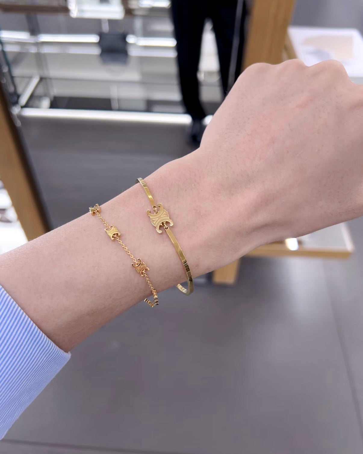 CELINE TRIOMPHE金色飾面迷你手鏈