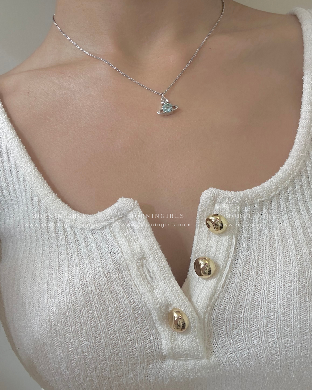 Vivienne Westwood Reina Necklace 低調精緻小鑽 2025最新限定冰川藍 耳環手鏈頸鏈全套上架 [絕美溫柔 超限量現貨發售中!]