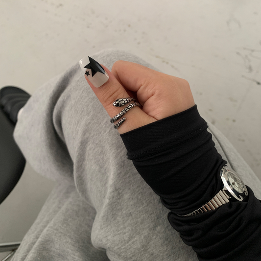韓國選物🇰🇷 Grumpy Stuff Coiled Snake Shape Ring