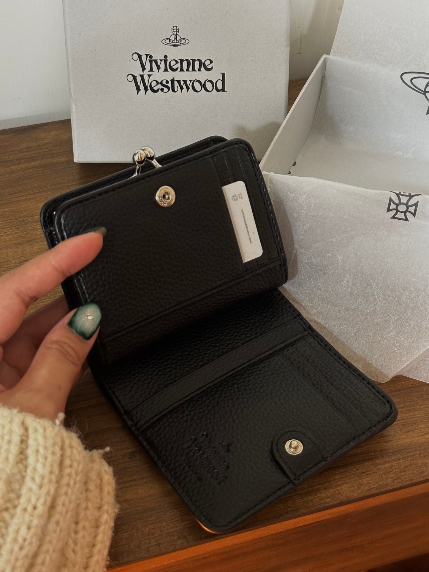 Vivienne Westwood Frame Pocket Wallet 黑銀荔枝皮［超罕有只有一個現貨!］