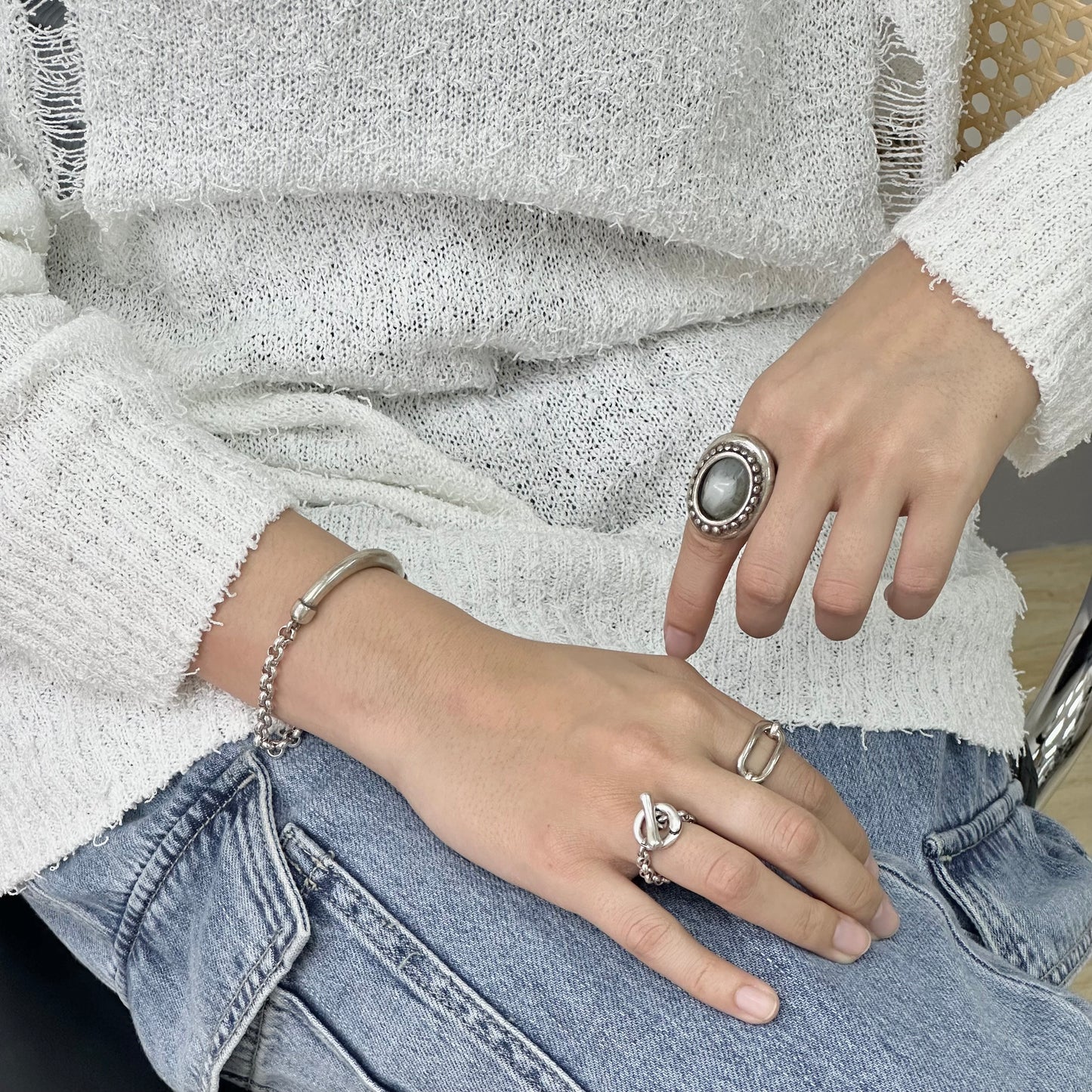 Otro Accesorio 西班牙手工飾物 - Interlock-Circle on Chain Ring