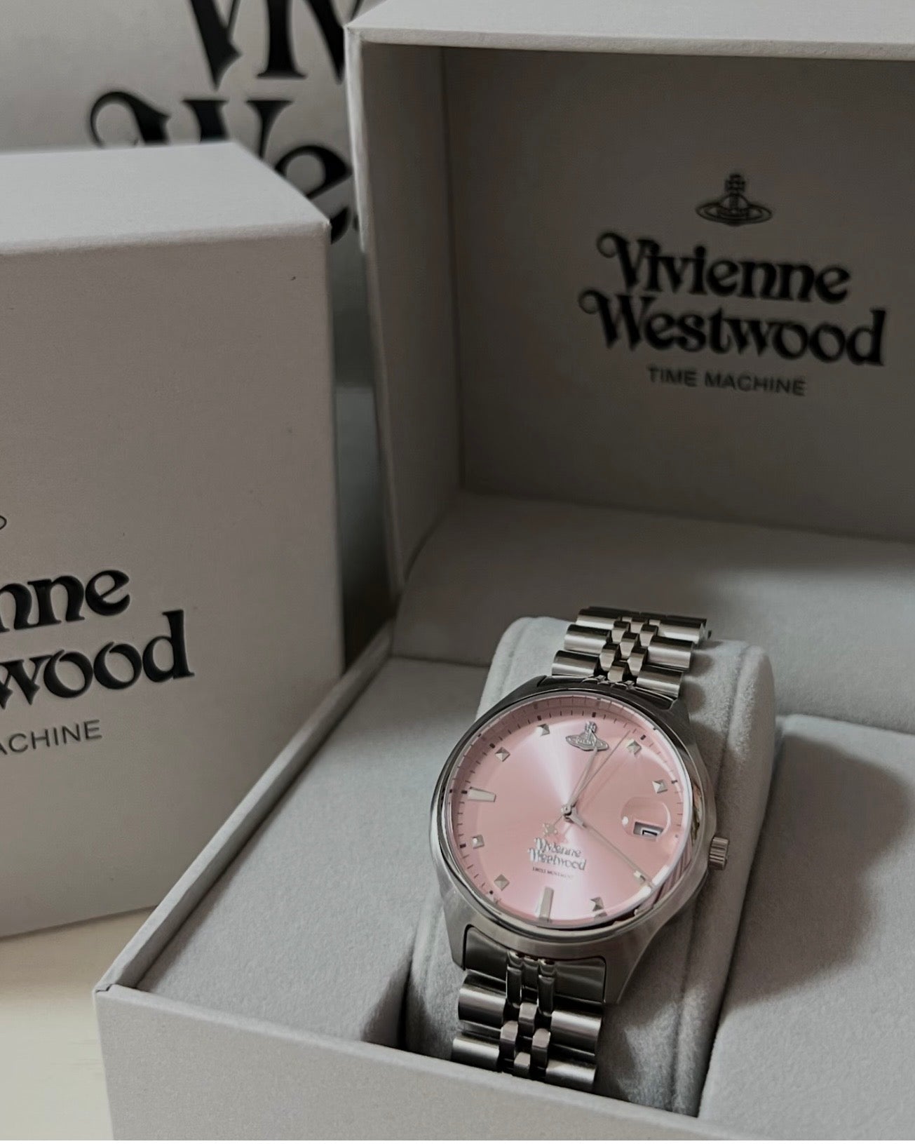 Vivienne Westwood Camberwell Watch 櫻花粉 29mm［溫柔感滿滿］