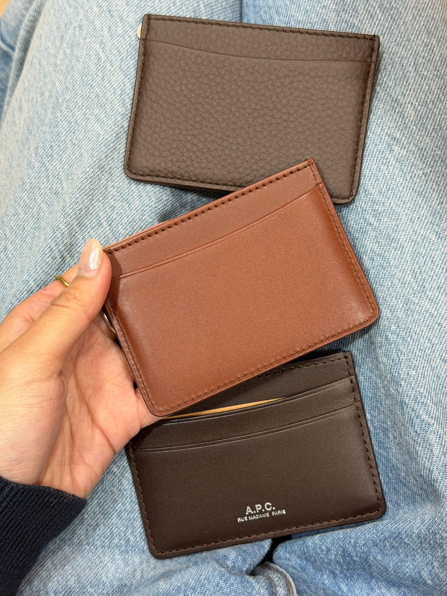 APC Andre Cardholder