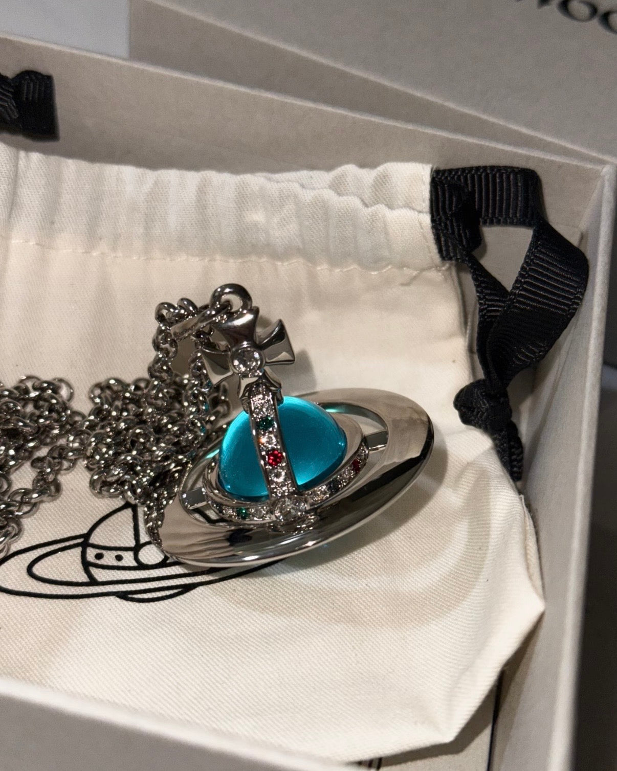 Vivienne Westwood ORB Pendant Crystal Necklace 海洋藍 [提早預訂優惠 絕美清澈透亮!]